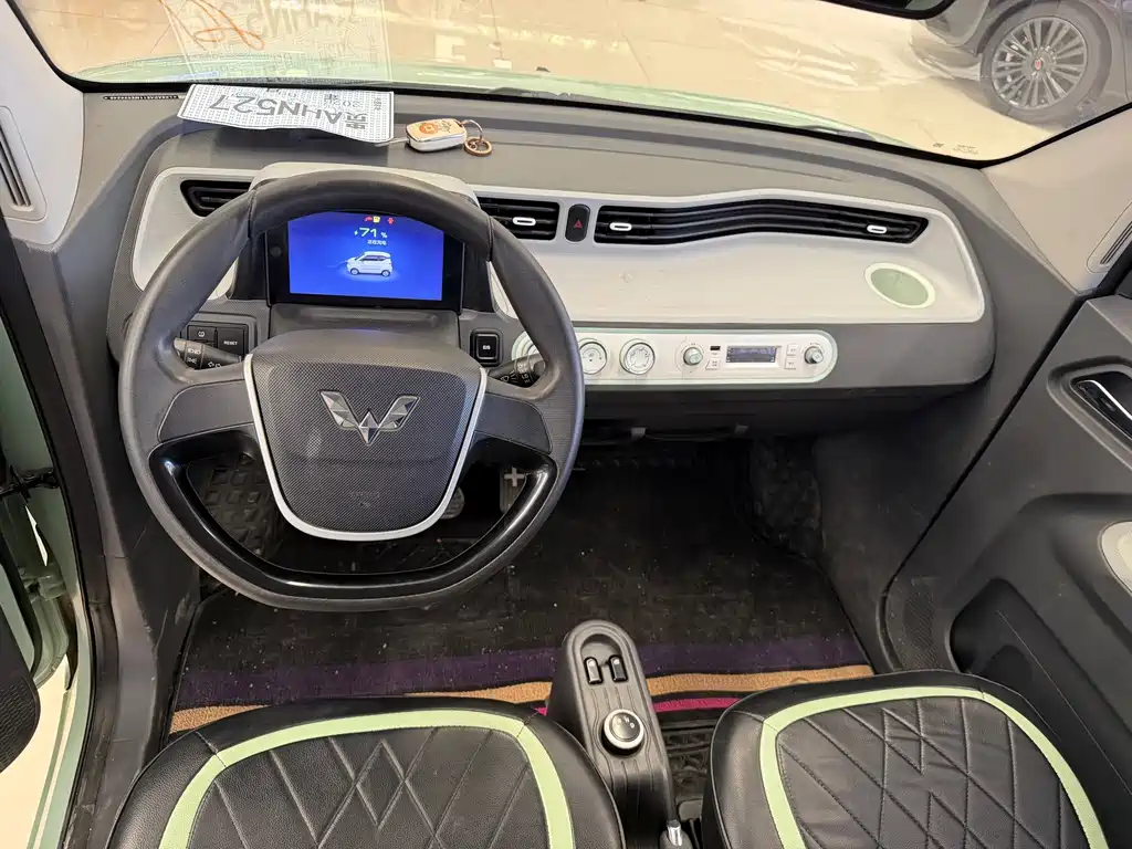 Wuling MINIEV — миниатюра 5