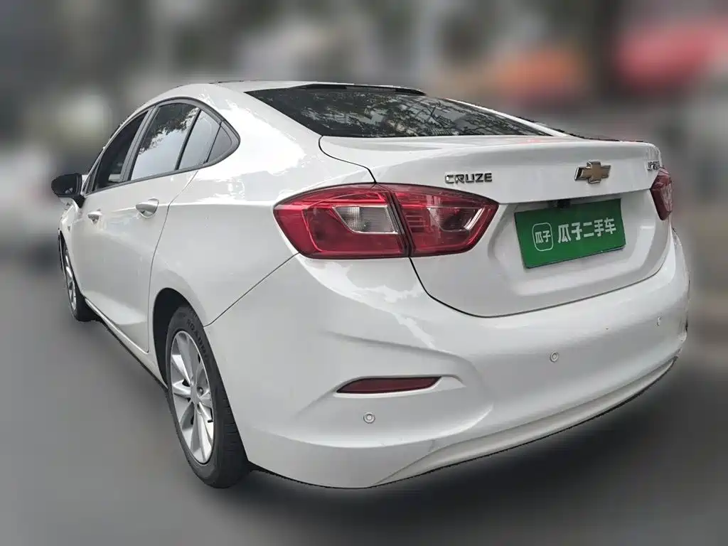 Chevrolet Cruze — миниатюра 6