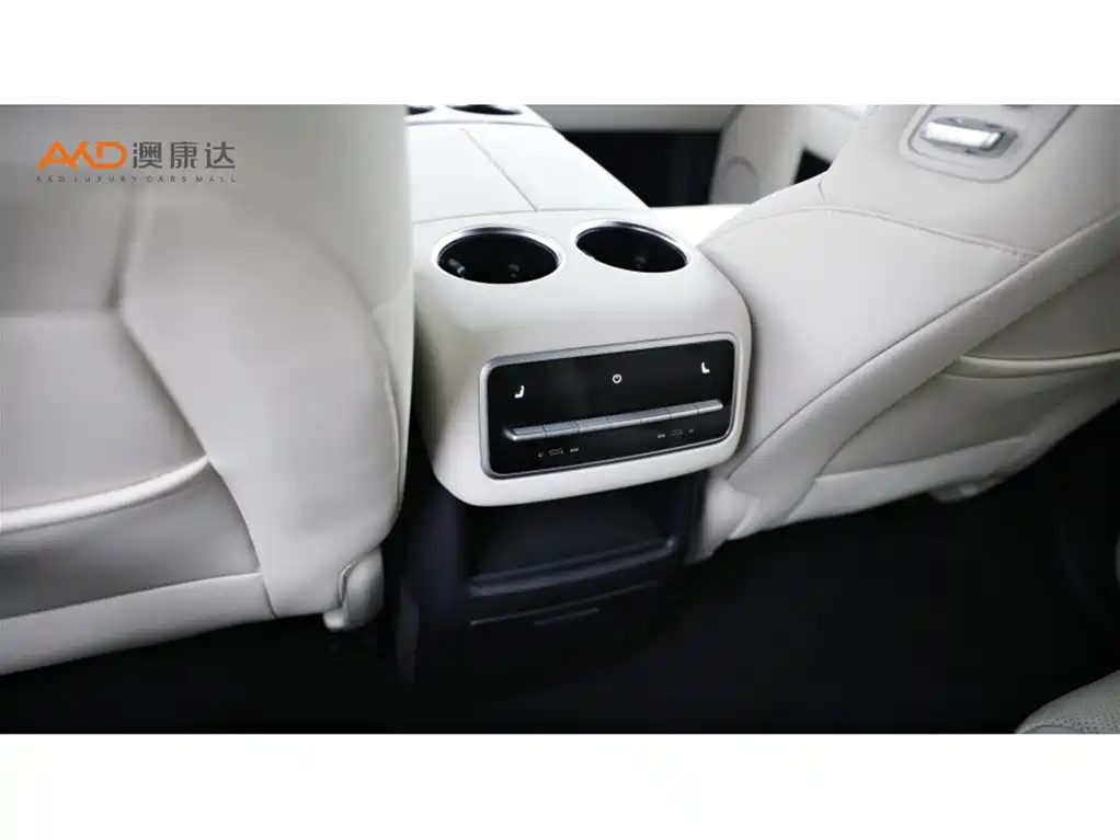 Li Auto Li L8 — миниатюра 10