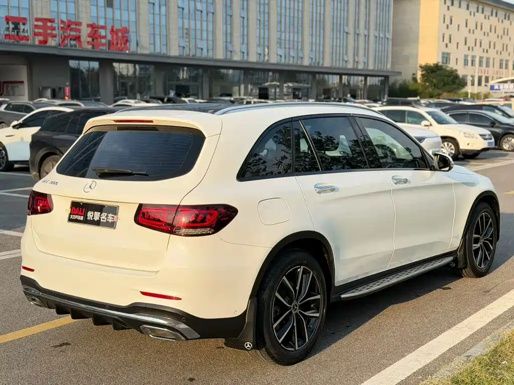 Mercedes-Benz GLC — миниатюра 9