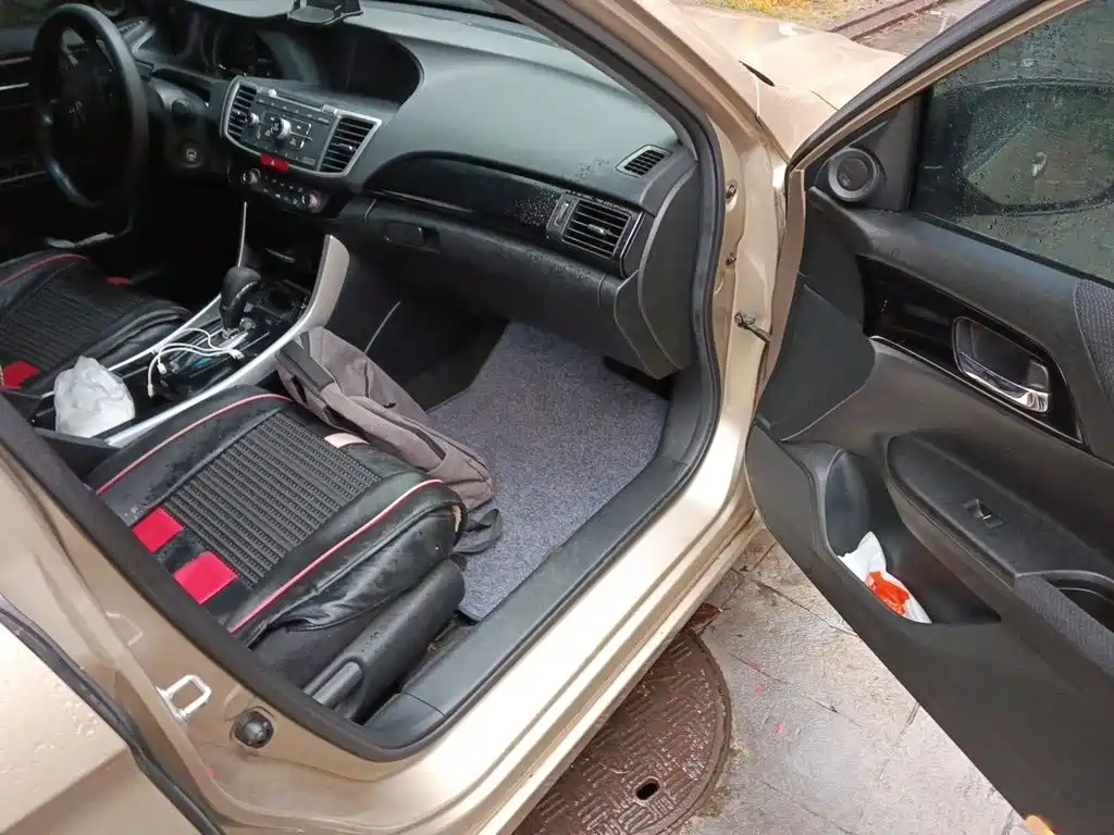 Honda Accord — миниатюра 25