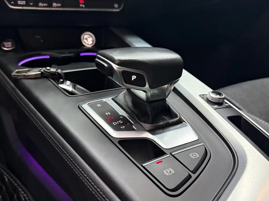 Audi A4L — миниатюра 13
