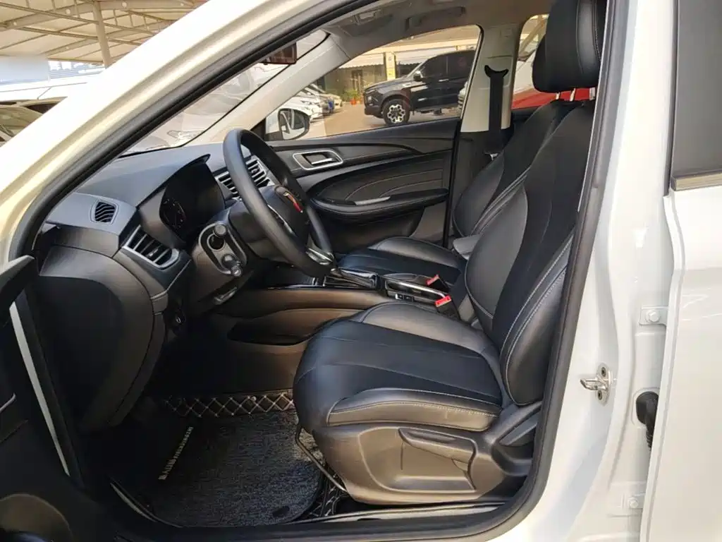 Roewe i5 — миниатюра 15