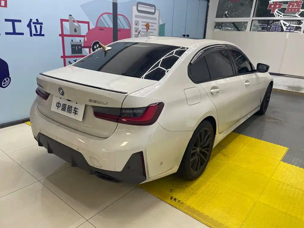 BMW 3 Series — миниатюра 4