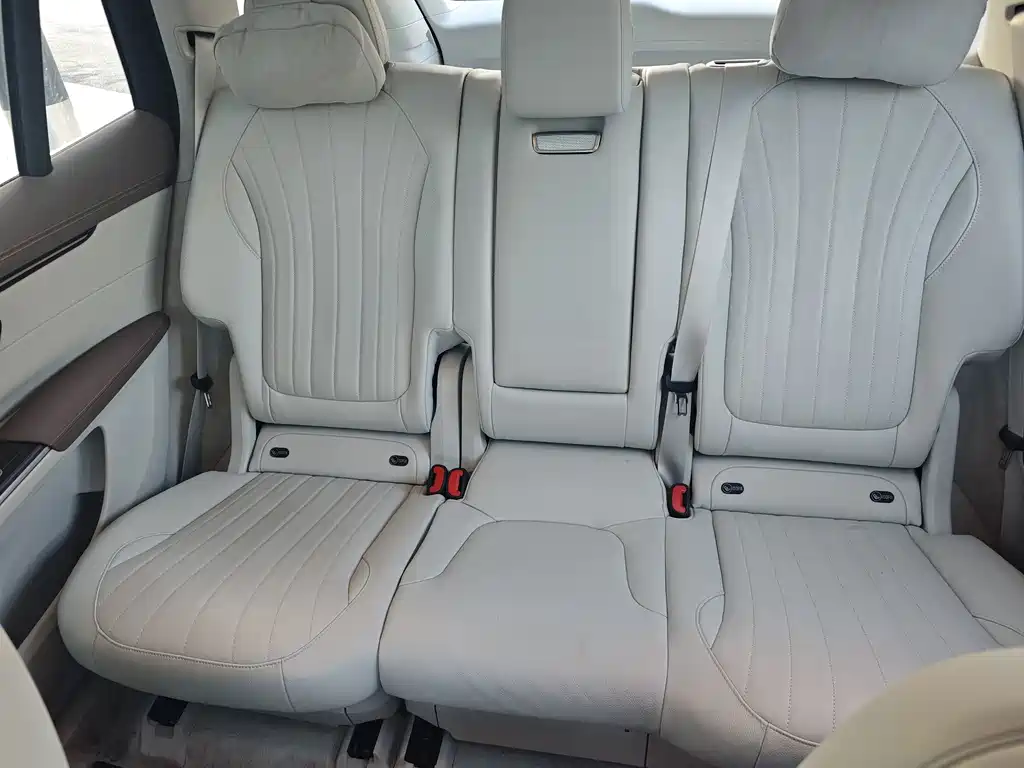 Mercedes-Benz EQS SUV — миниатюра 25