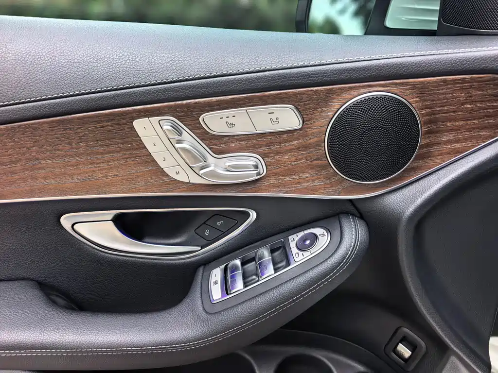 Mercedes-Benz GLC — миниатюра 19