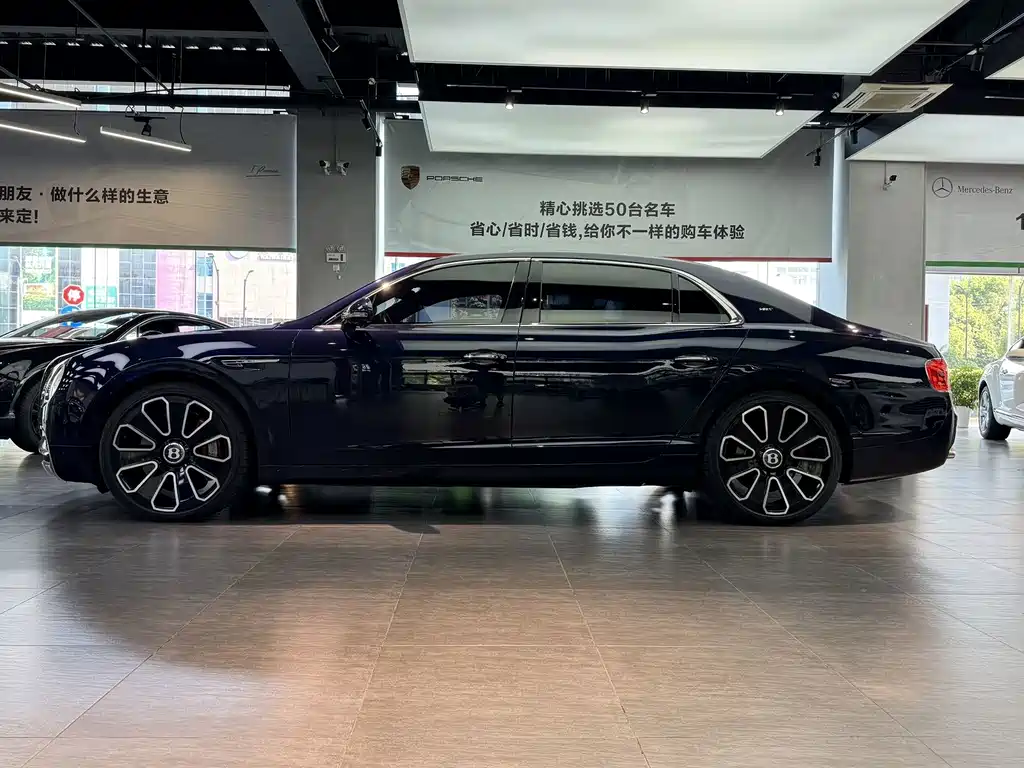 Bentley Flying Spur — миниатюра 18