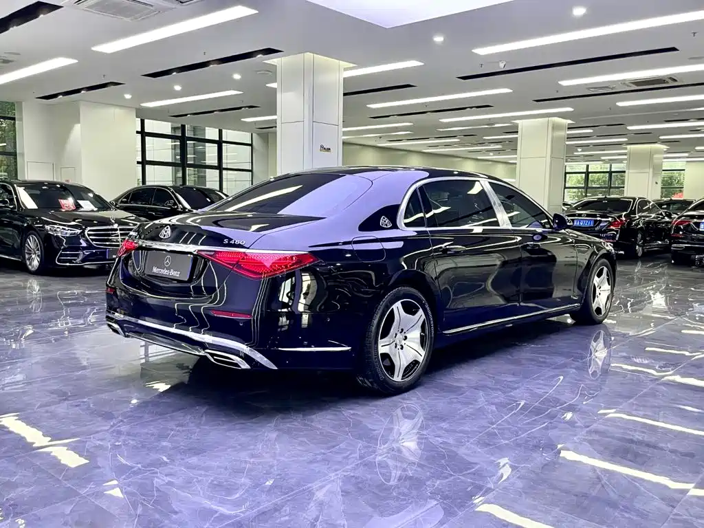 Mercedes-Benz S-Class — миниатюра 6
