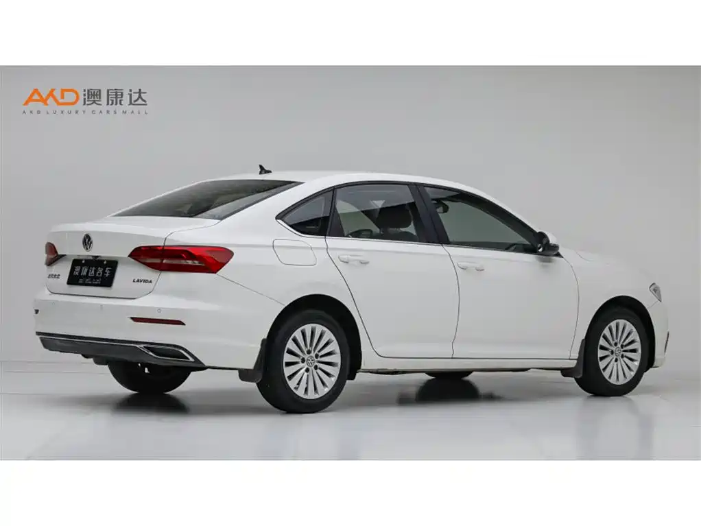 Volkswagen Lavida — миниатюра 3