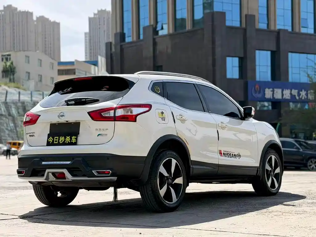 Nissan Qashqai — миниатюра 9