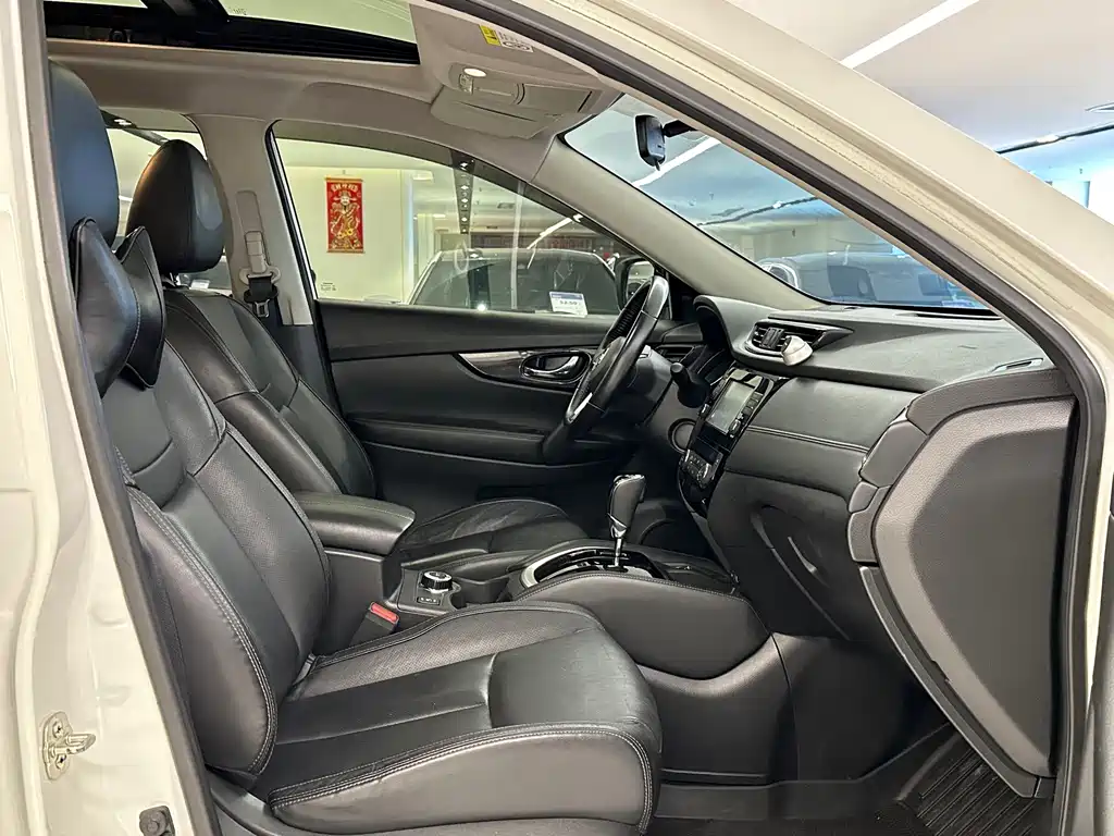 Nissan X-Trail — миниатюра 11