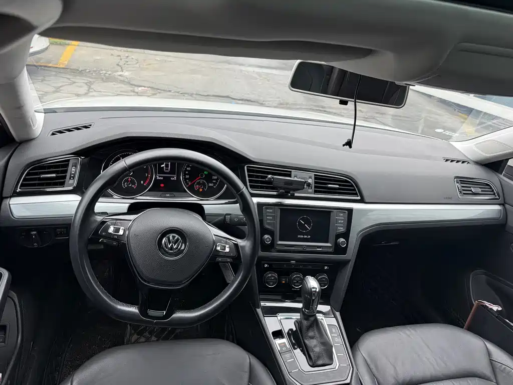 Volkswagen Lamando — миниатюра 10