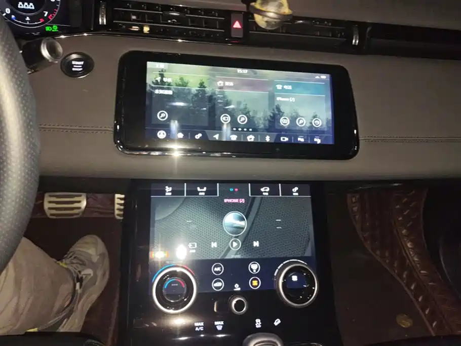 LAND ROVER RANGE ROVER AURORA