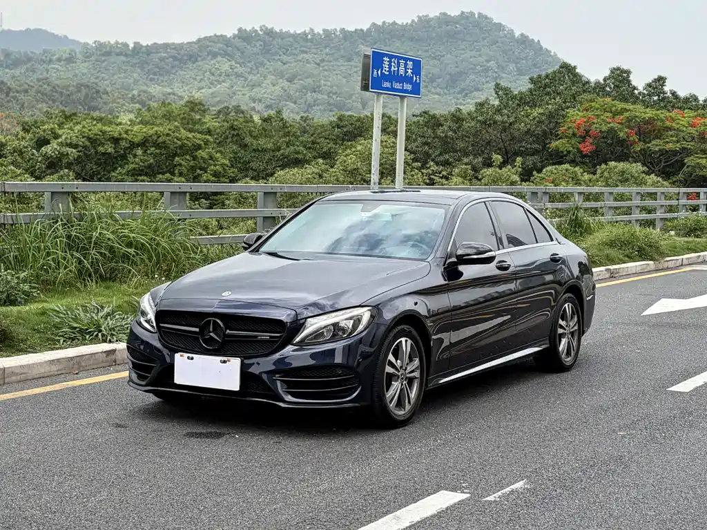 Mercedes-Benz C-Class 2018