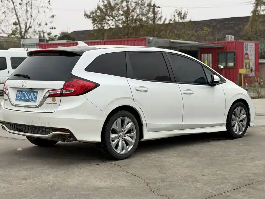 Honda Jade — миниатюра 7