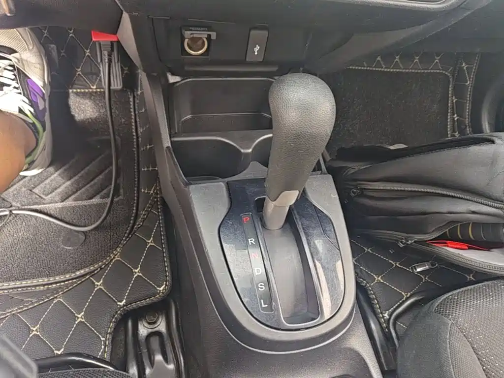 Honda Fit — миниатюра 14