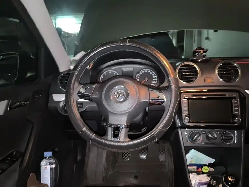 Volkswagen Jetta — миниатюра 7