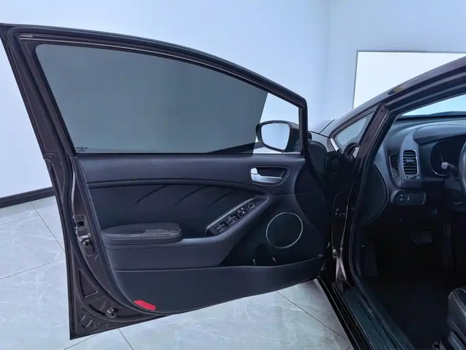 Kia K3S — миниатюра 7
