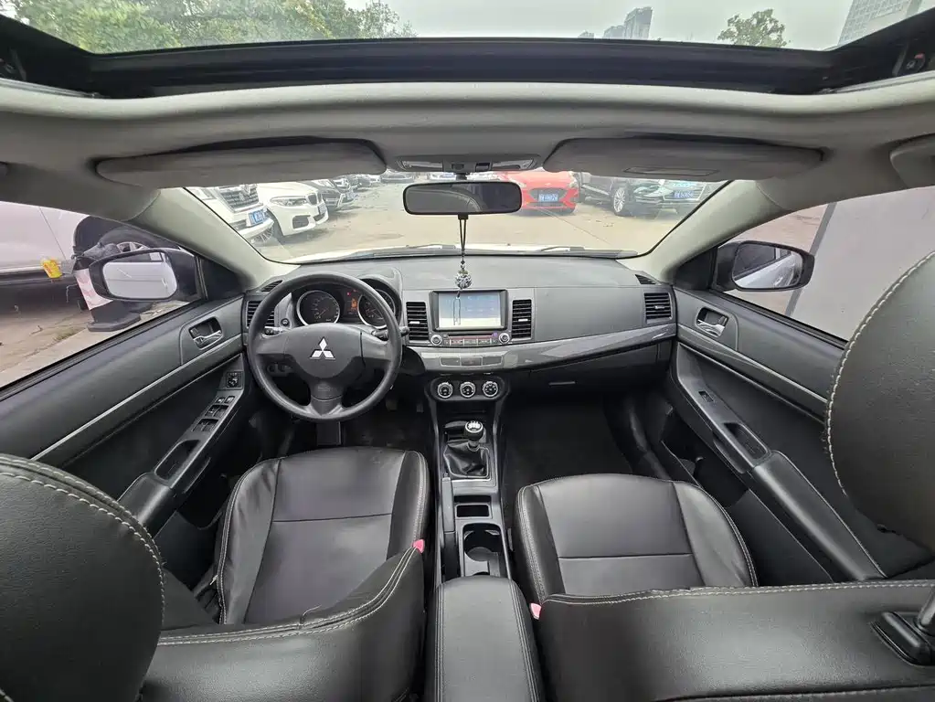 Mitsubishi Lancer EX — миниатюра 17