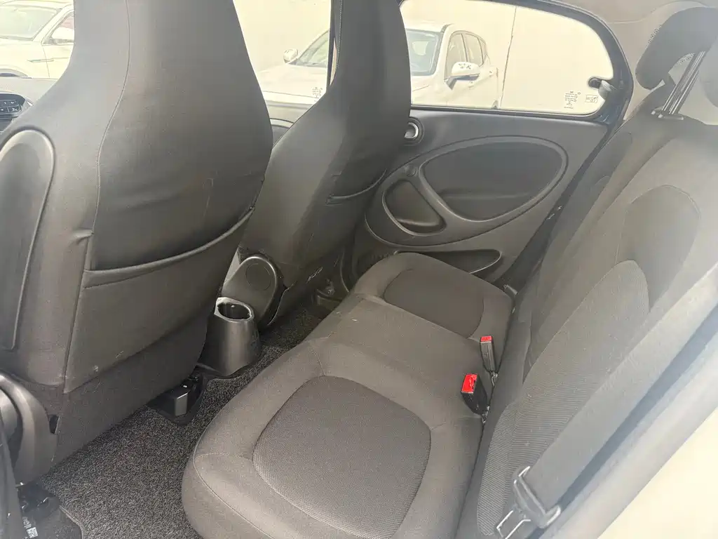 smart Smart Forfour — миниатюра 5