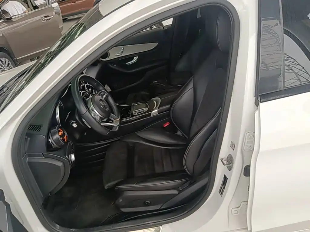 Mercedes-Benz C-Class — миниатюра 15