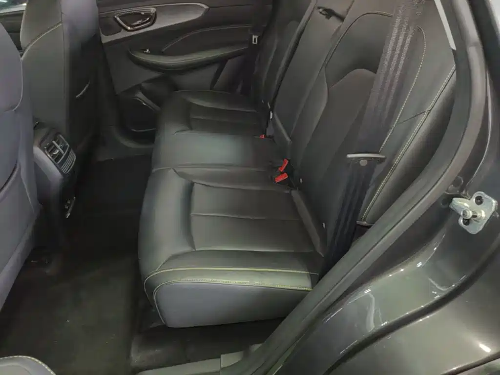 Roewe RX5 New Energy — миниатюра 17