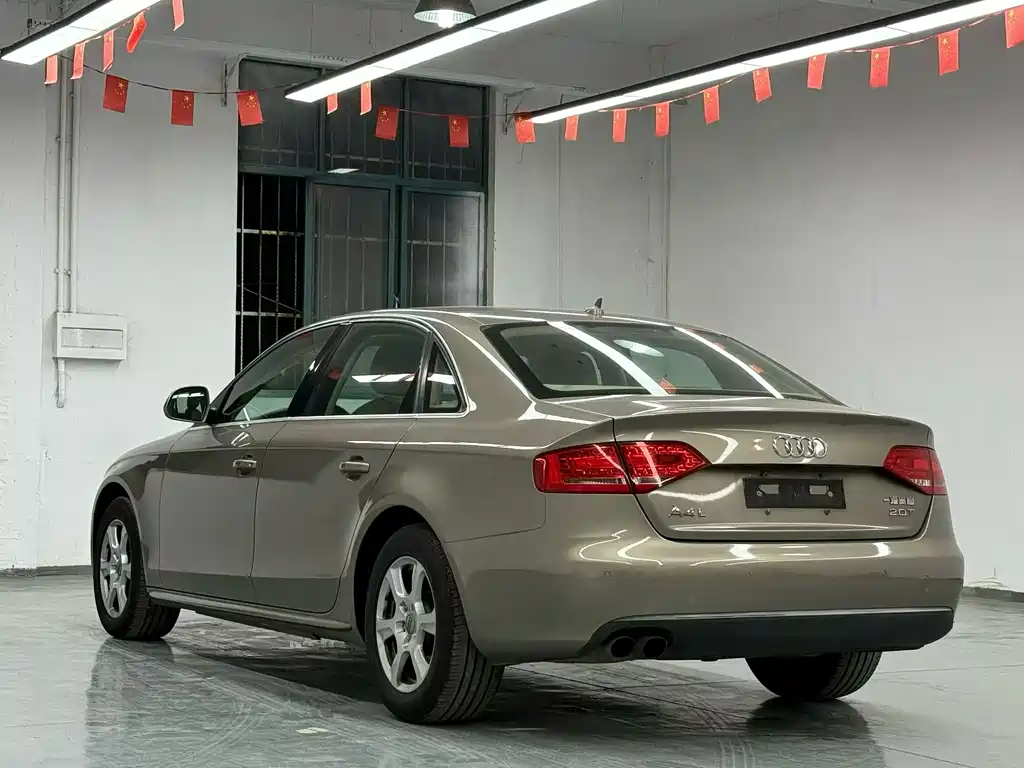 Audi A4L — миниатюра 9
