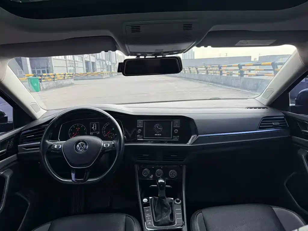 Volkswagen Sagitar — миниатюра 8