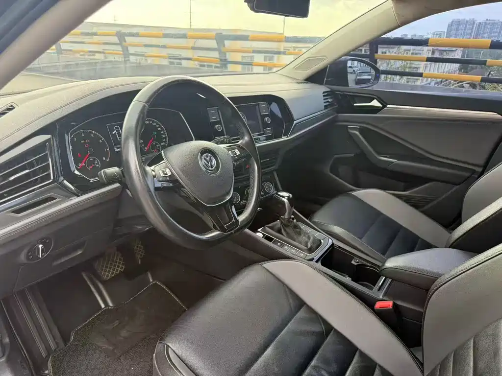 Volkswagen Sagitar — миниатюра 7