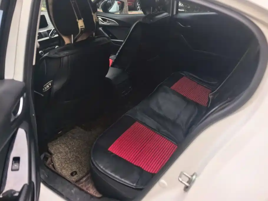Mazda 3 Axela — миниатюра 11