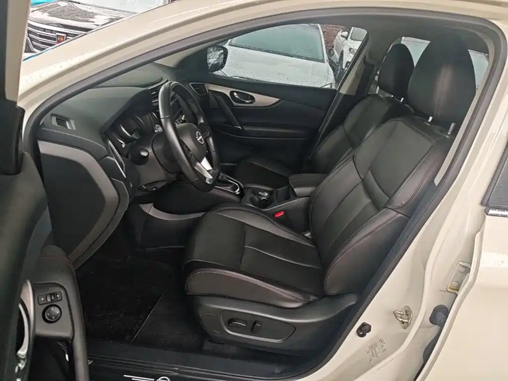 Nissan Qashqai — миниатюра 15