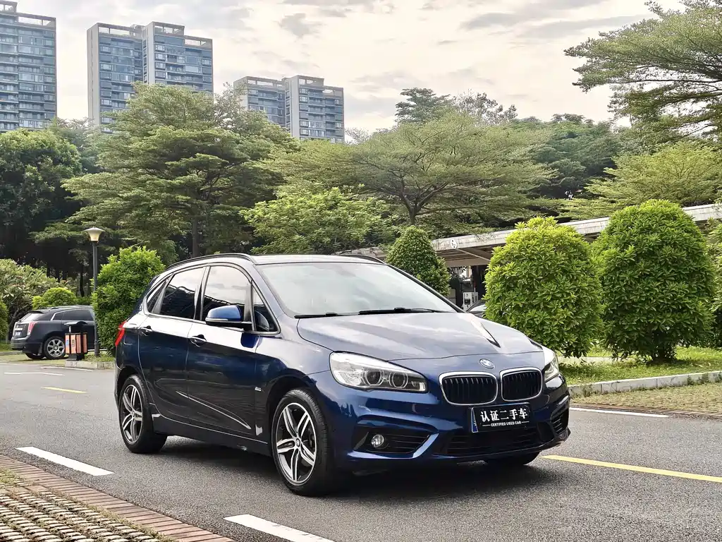 BMW 2 Series Active Tourer — миниатюра 4