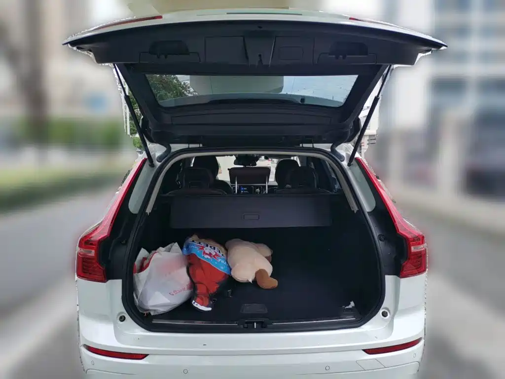 Volvo XC60 — миниатюра 10