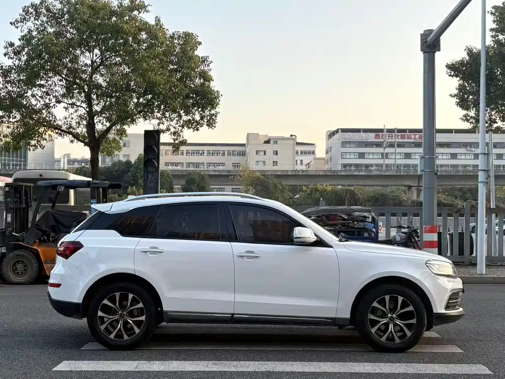 ZOTYE T600 COUPE