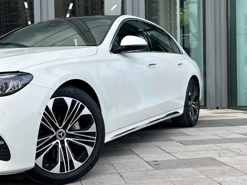 Mercedes-Benz E-Class E 2025 E 300 L Luxury