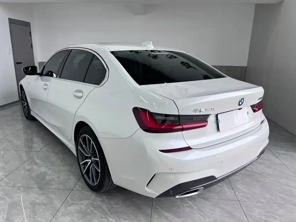 BMW 3 Series — миниатюра 6