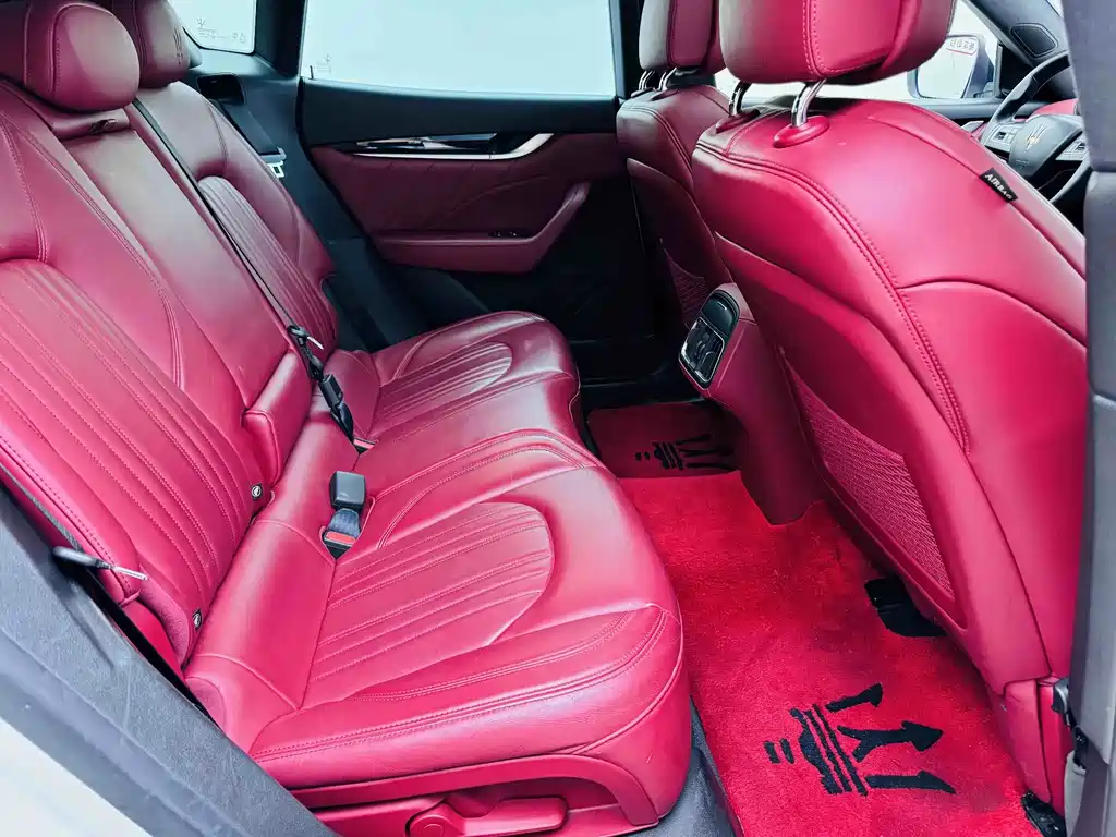 Maserati Levante — миниатюра 9