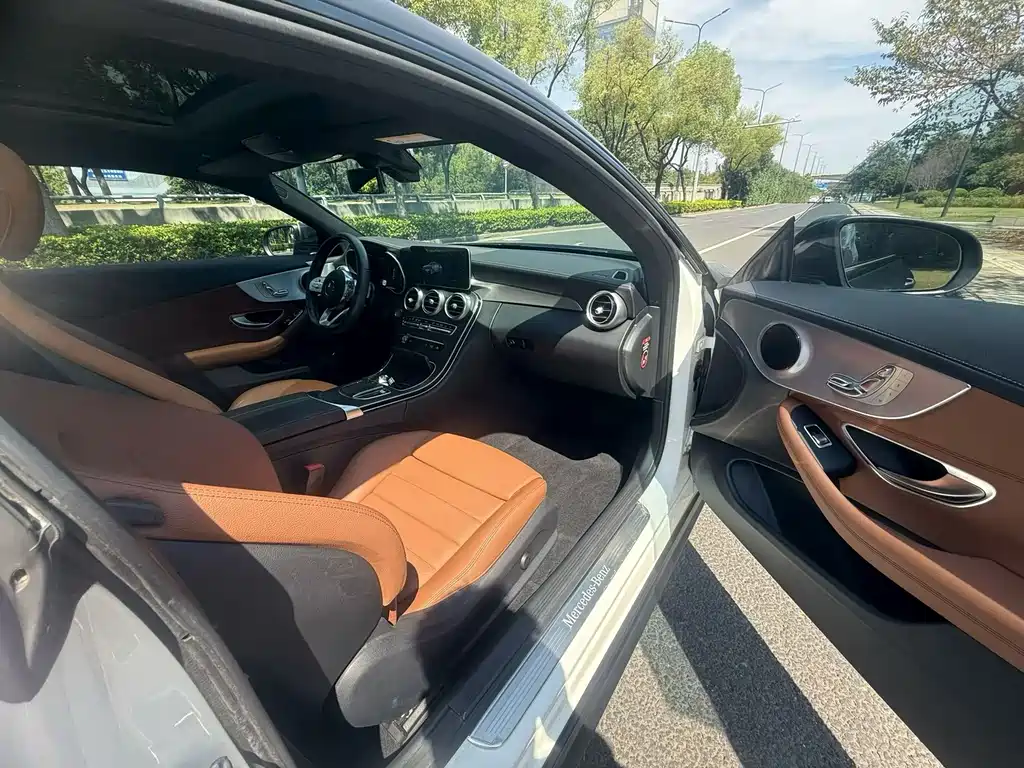 Mercedes-Benz C-Class (Import) — миниатюра 6