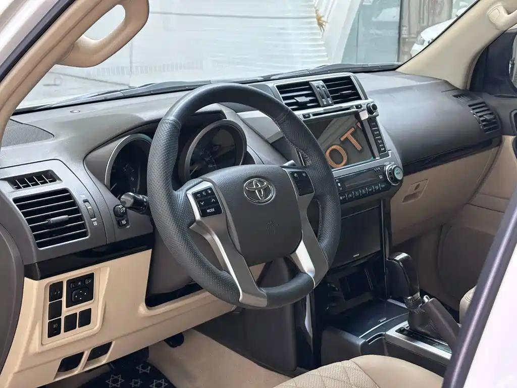Toyota Prado (Import) — миниатюра 7