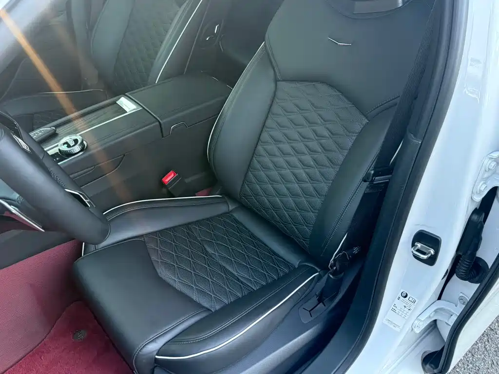 Cadillac CT6 — миниатюра 18