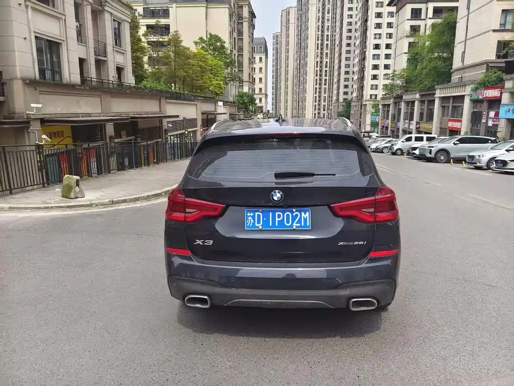 BMW X3 — миниатюра 9