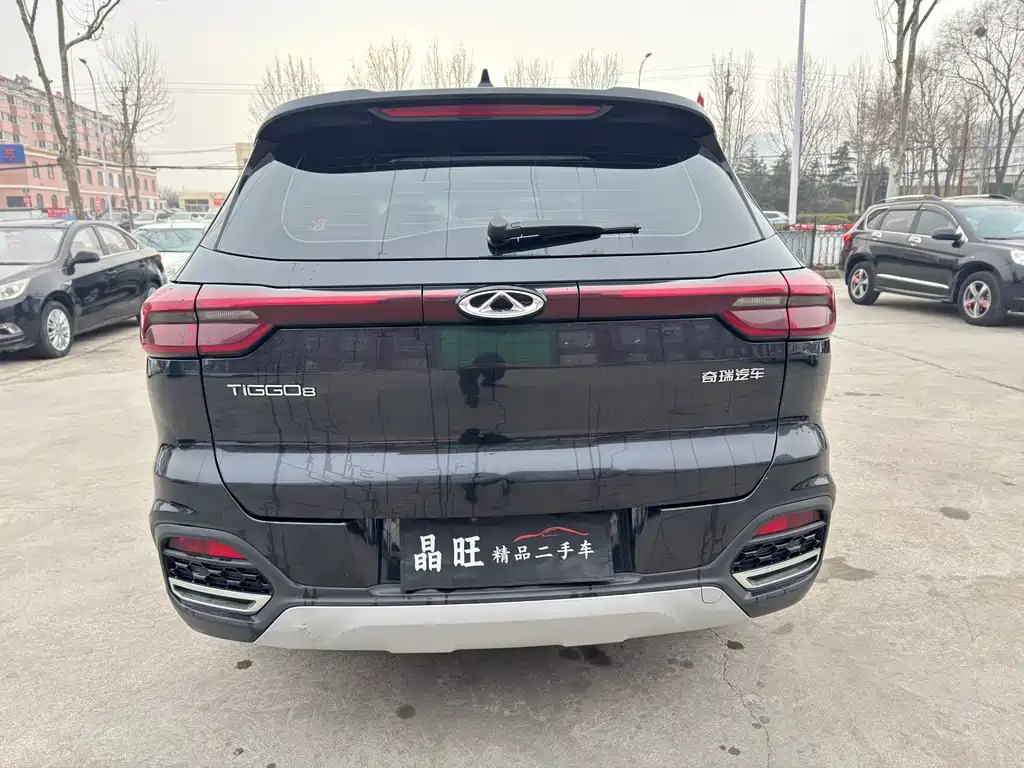 CHERY TIGGO 8