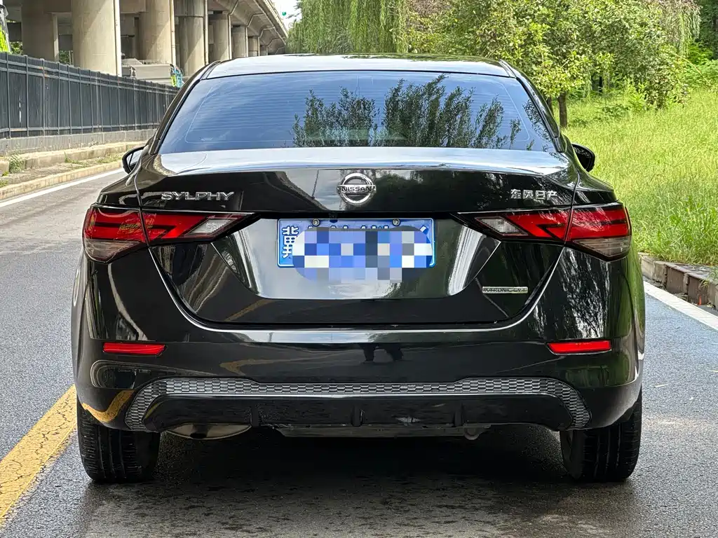 Nissan Sylphy — миниатюра 4