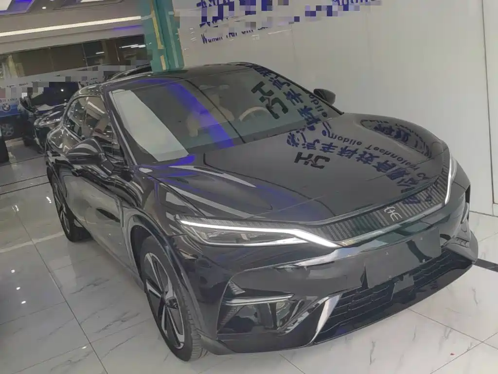 BYD L EV — миниатюра 4