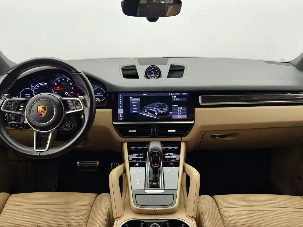 Porsche Cayenne — миниатюра 8