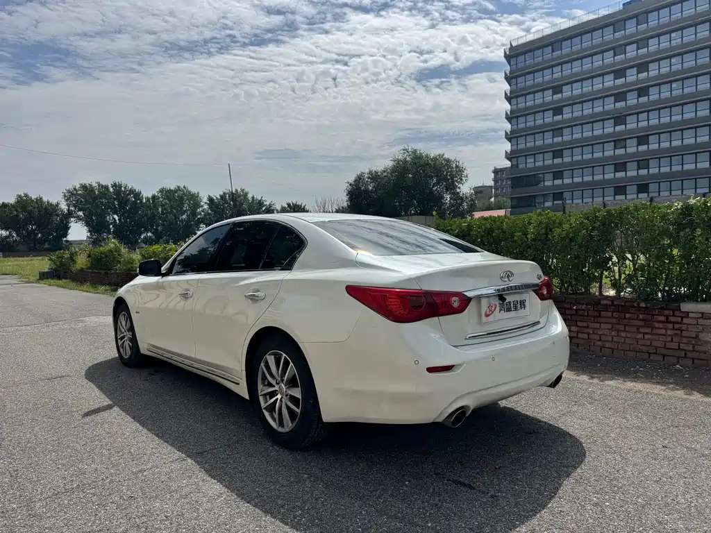 Infiniti Q50L — миниатюра 6