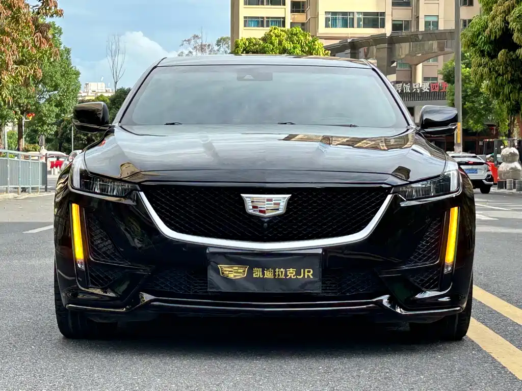 Cadillac CT5 — миниатюра 2
