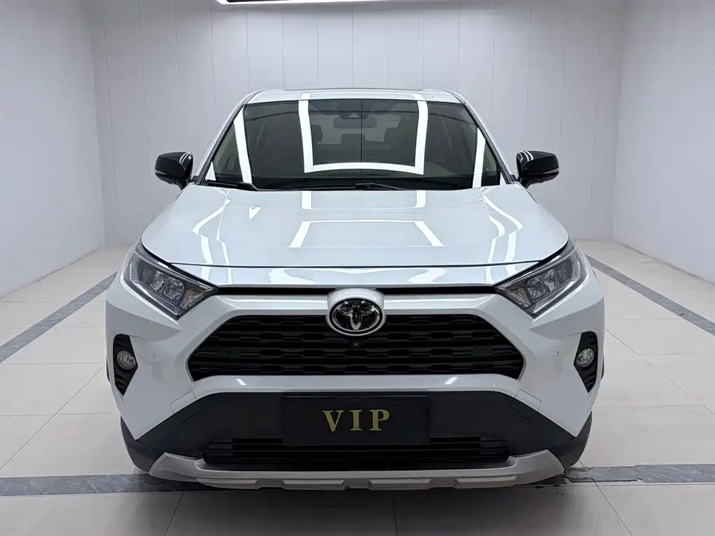 Toyota RAV4 — миниатюра 2