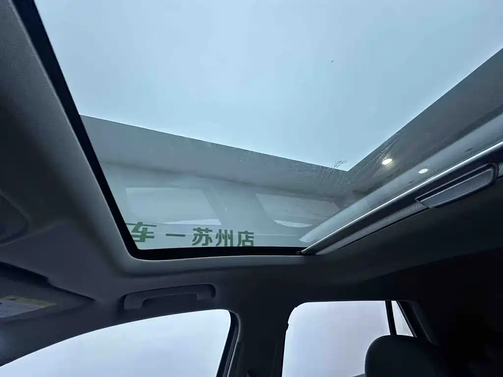 Audi Q2L — миниатюра 15