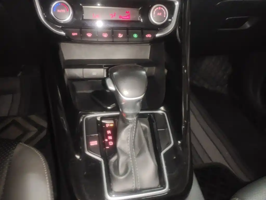Kia Sportage — миниатюра 14